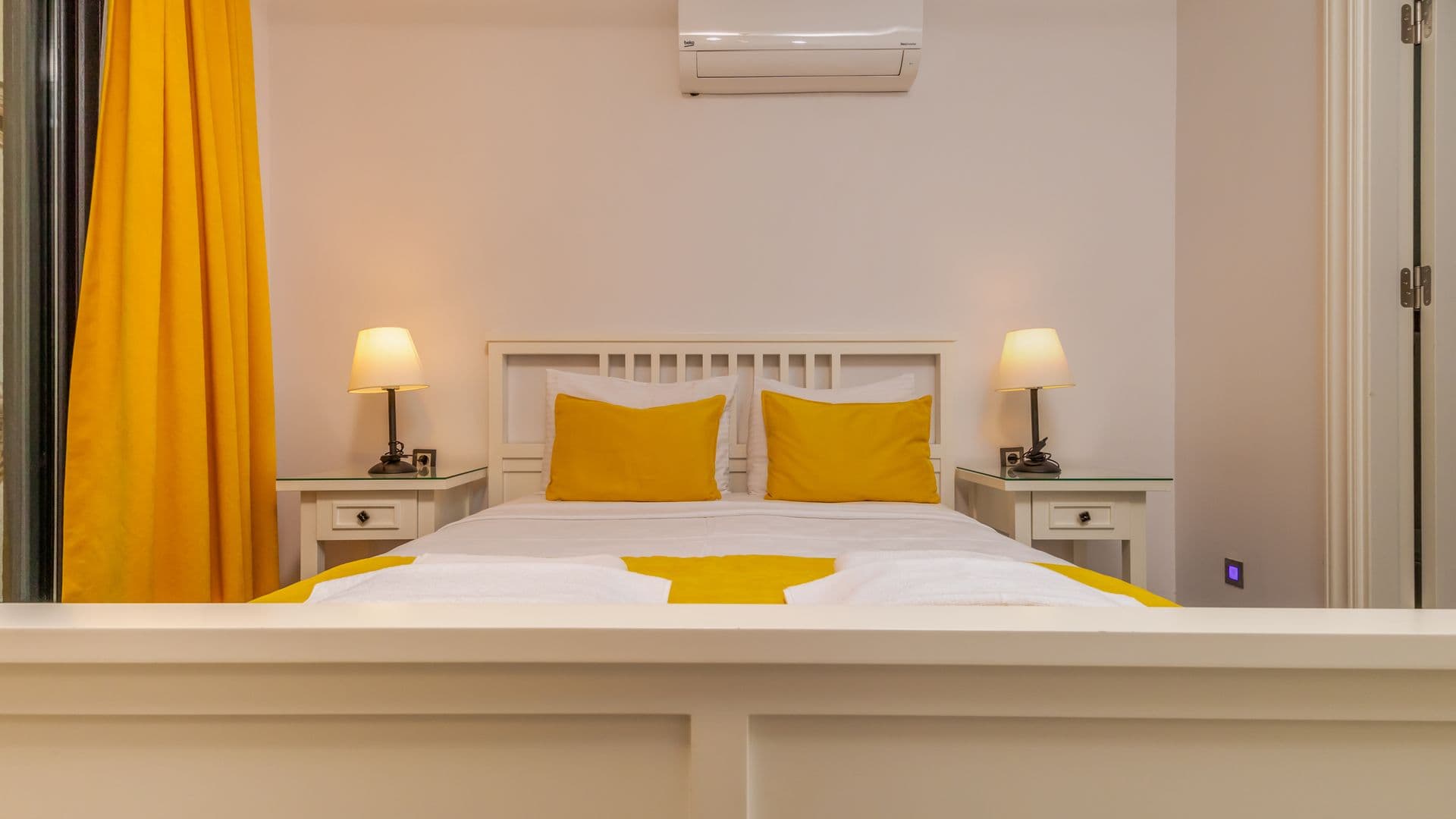 Deluxe Room - Photo 15